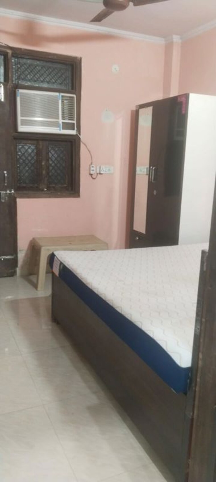 Bedroom, vipin garden 1 Bedroom 40 Acre Builder Floor In Vipin Garden Delhi 9921231