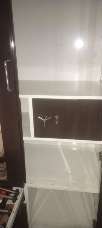 Furnished Amenities in 1 BHK Builder Floor at Vipin Garden – for Rent