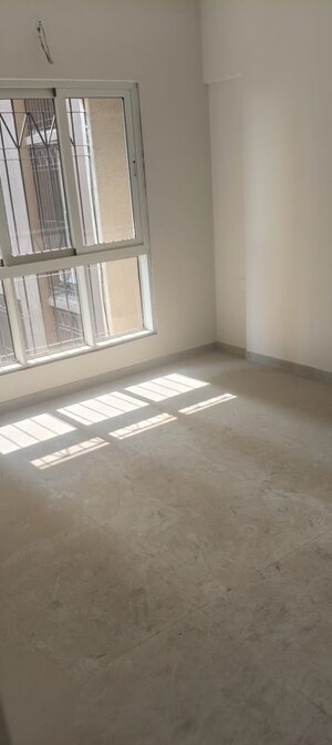 2 BHK Apartment For Rent in Dosti West County Phase 4 Dosti Pine, Balkum Pada