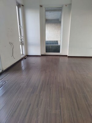 Room in 6 BHK Independent House at Lodha Aristo, Majiwada – for Sale