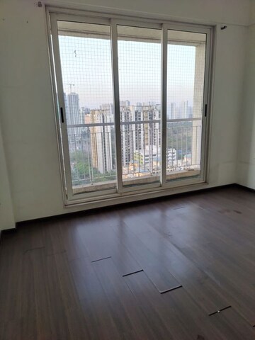 Room in 6 BHK Independent House at Lodha Aristo, Majiwada – for Sale