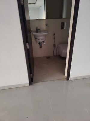 Building Lobby in 6 BHK Independent House at Lodha Aristo, Majiwada – for Sale