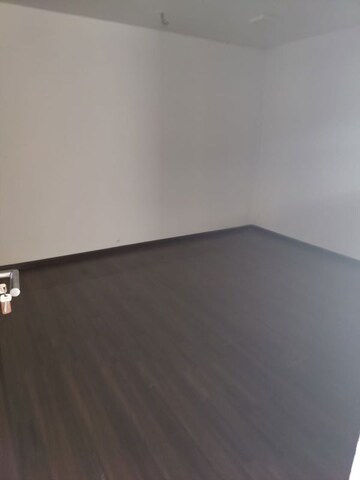 Room in 6 BHK Independent House at Lodha Aristo, Majiwada – for Sale