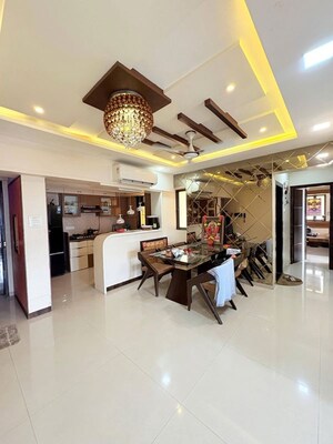 Gym in 3 BHK Apartment at Thane West – for Rent