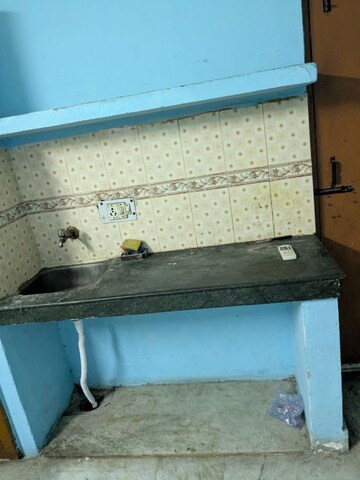 Furnished Amenities in 1 RK Independent House at Sector 11 – for Rent