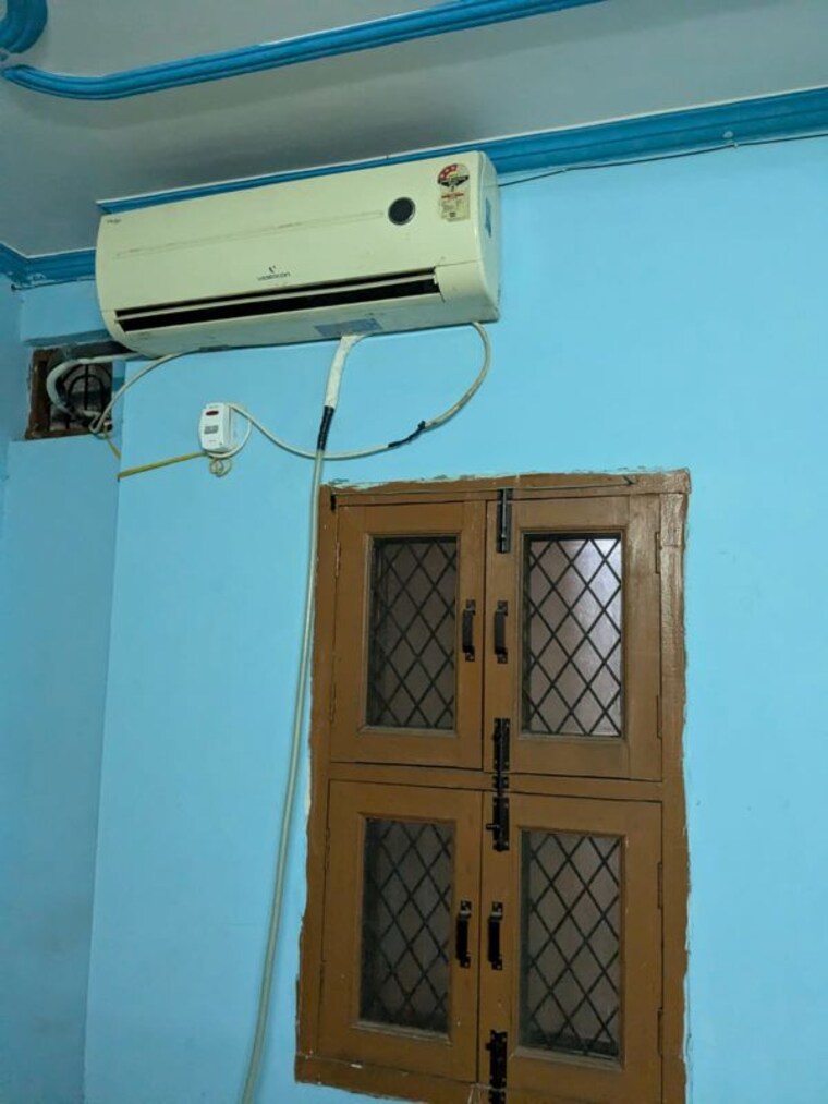 undefined, sector 11 1 RK 300 Sq.Ft. Independent House In Sector 11 Noida 9921243