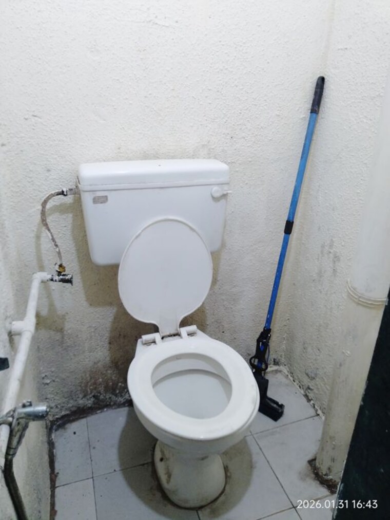 Attached Bathroom, kumkum-corner 1 Bedroom 600 Sq.Ft. Apartment In Airoli Sector 19 Navi Mumbai 9921244