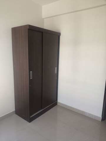 Room in 2 BHK Apartment at Krishna Residency Kadubeesanahalli, Kadubeesanahalli – for Rent