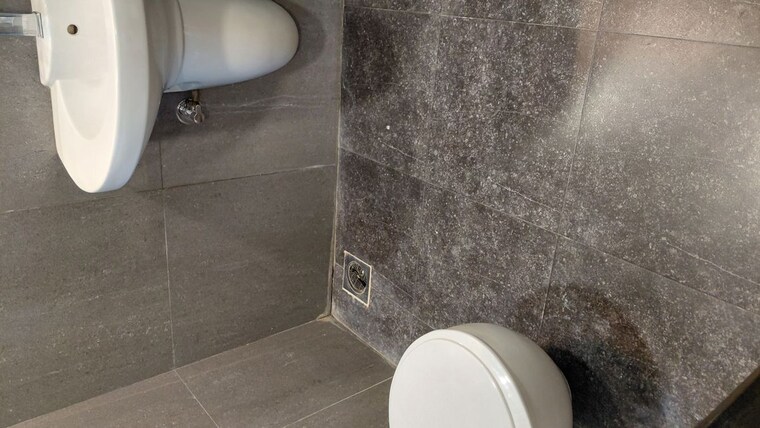 Bathroom, satellite-tower 3 Bedroom 1750 Sq.Ft. Apartment In Goregaon East Mumbai 9921268