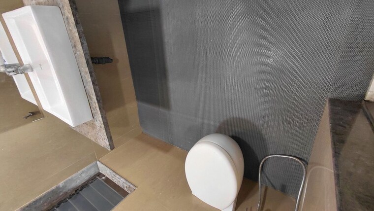 Bathroom, satellite-tower 3 Bedroom 1750 Sq.Ft. Apartment In Goregaon East Mumbai 9921268