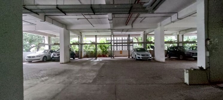 Parking, kolte-patil-k52 4 Bedroom 1800 Sq.Ft. Apartment In Khar West Mumbai 9921238