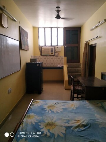 Bedroom in 1 BHK Independent House at Gomti Nagar – for Rent