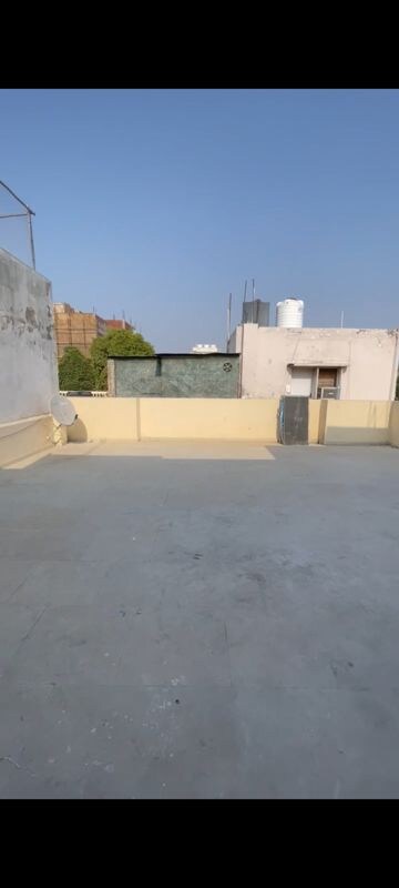 2 BHK Penthouse – Exterior View View at RWA Apartments Sector 41, Sector 41 - for Rent