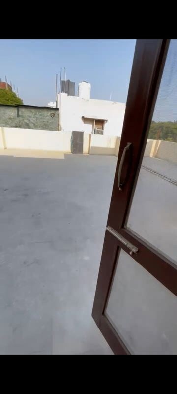 Balcony in 2 BHK Penthouse at RWA Apartments Sector 41, Sector 41 – for Rent