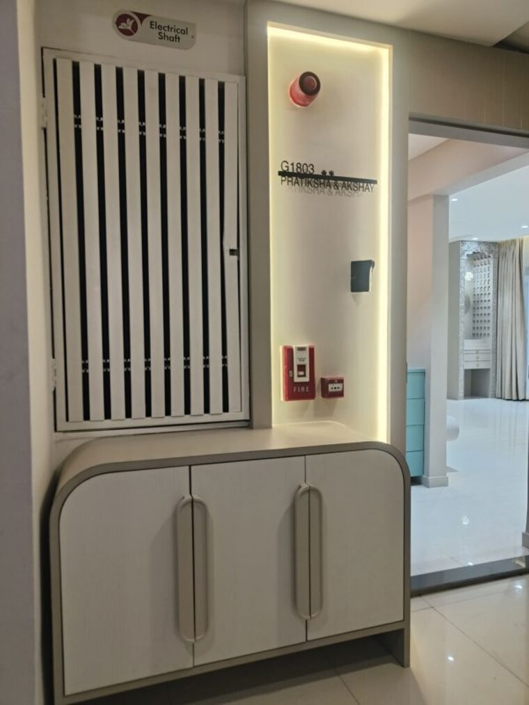 Bathroom, bhandari-7-plumeria-drive 2 Bedroom 877 Sq.Ft. Apartment In Tathawade Pune 9921296