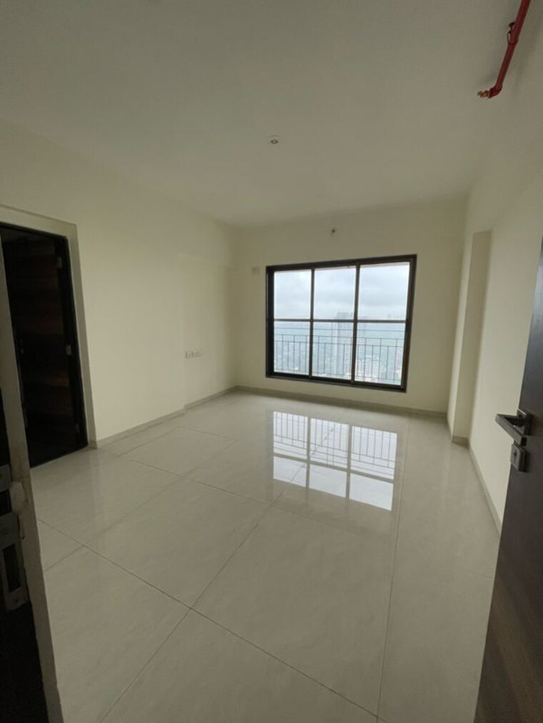 Room, goregaon east 2 Bedroom 745 Sq.Ft. Apartment In Goregaon East Mumbai 9921301