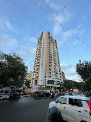 2 BHK Apartment For Rent in Goregaon East