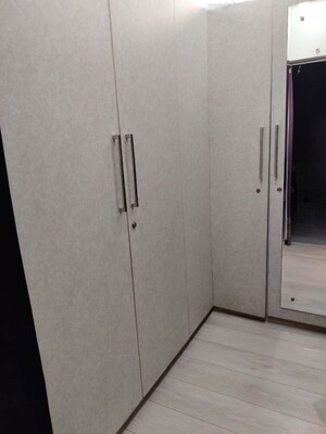 Master Bedroom in 2.5 BHK Builder Floor at Chittaranjan Park – for Rent