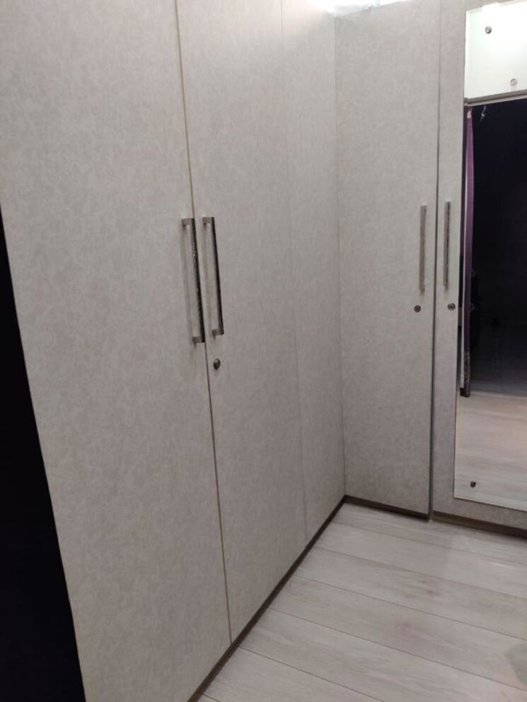 Master Bedroom, chittaranjan park 2.5 Bedroom 1700 Sq.Ft. Builder Floor In Chittaranjan Park Delhi 9891920