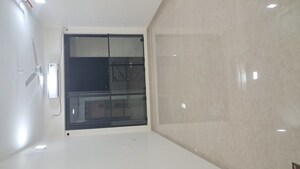 Furnished Amenities in 2 BHK Apartment at Dosti Eastern Bay, Wadala – for Rent