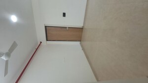 Room in 2 BHK Apartment at Dosti Eastern Bay, Wadala – for Rent