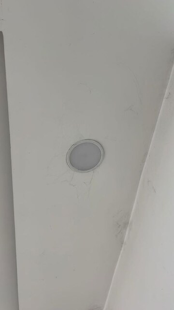 Furnished Amenities in  Showroom at Gomti Nagar – for Rent