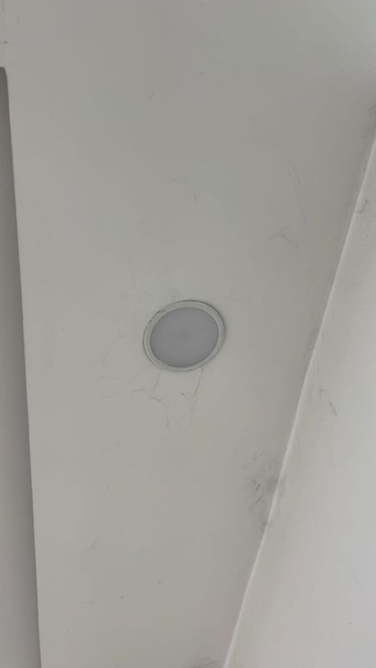 undefined, gomti nagar Commercial Showroom 2152 Sq.Ft. In Gomti Nagar Lucknow 9921332