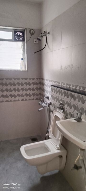 Bathroom in 1 BHK Apartment at Raunak Delight, Owale – for Rent