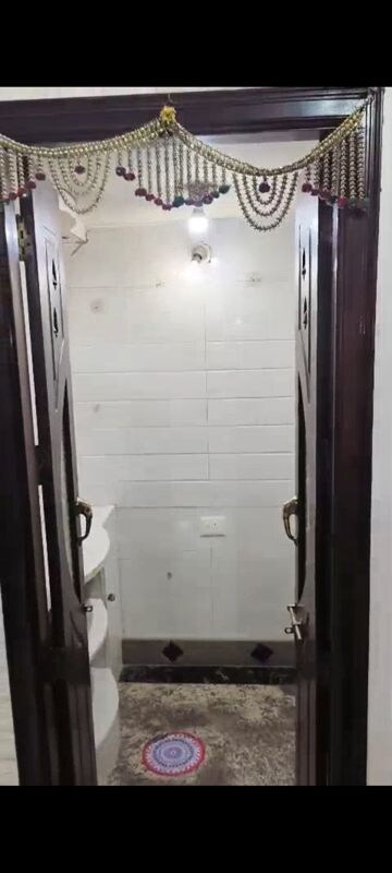 Bathroom in 4 BHK Penthouse at Sai Shree Enclave, New Thippasandra – for Rent