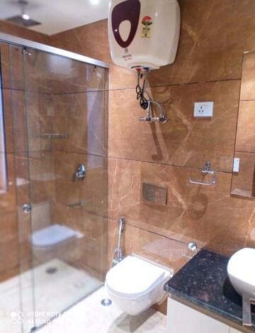 Attached Bathroom in 3 BHK Builder Floor at Kalkaji – for Rent