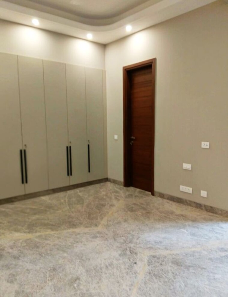 Master Bedroom, kalkaji 3 Bedroom 2000 Sq.Ft. Builder Floor In Kalkaji Delhi 9921395