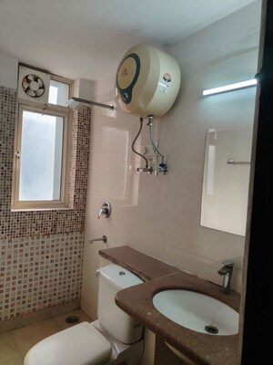 Bathroom in 2 BHK Builder Floor at Unitech Woodstock Floors, Sector 50 – for Sale