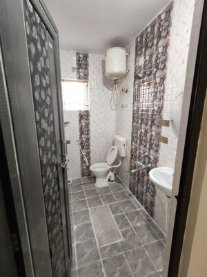 Bathroom in 1 BHK Builder Floor at New Thippasandra – for Rent