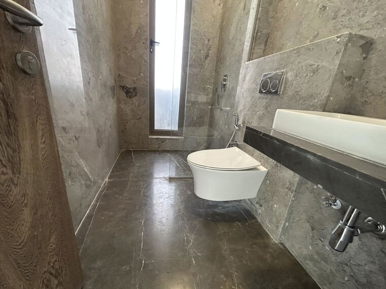 Bathroom, prestige-jasdan-classic 3 Bedroom 1780 Sq.Ft. Apartment In Mahalaxmi Mumbai 9921386