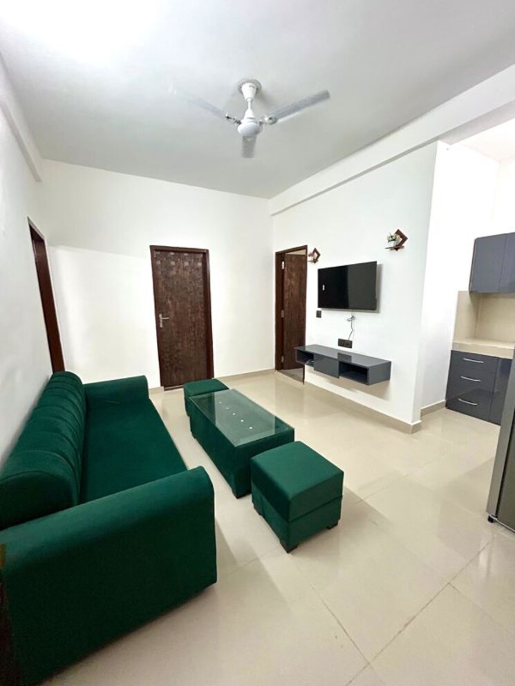 Master Bedroom, sector 43 1 Bedroom 720 Sq.Ft. Builder Floor In Sector 43 Gurgaon 9921405