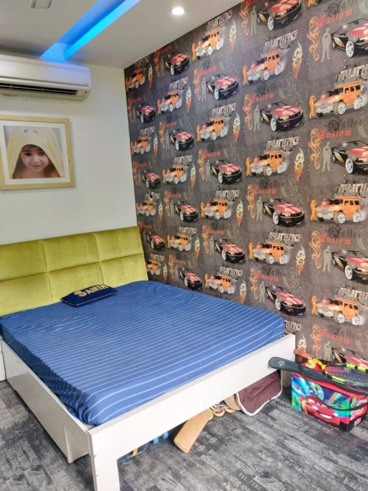 Master Bedroom, kalkaji 2.5 Bedroom 1500 Sq.Ft. Apartment In Kalkaji Delhi 9896561