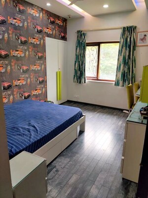 Master Bedroom in 2.5 BHK Apartment at Kalkaji – for Rent