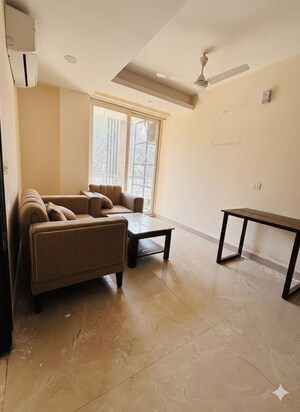 Living Room in 1 BHK Builder Floor at Sector 43 – for Rent