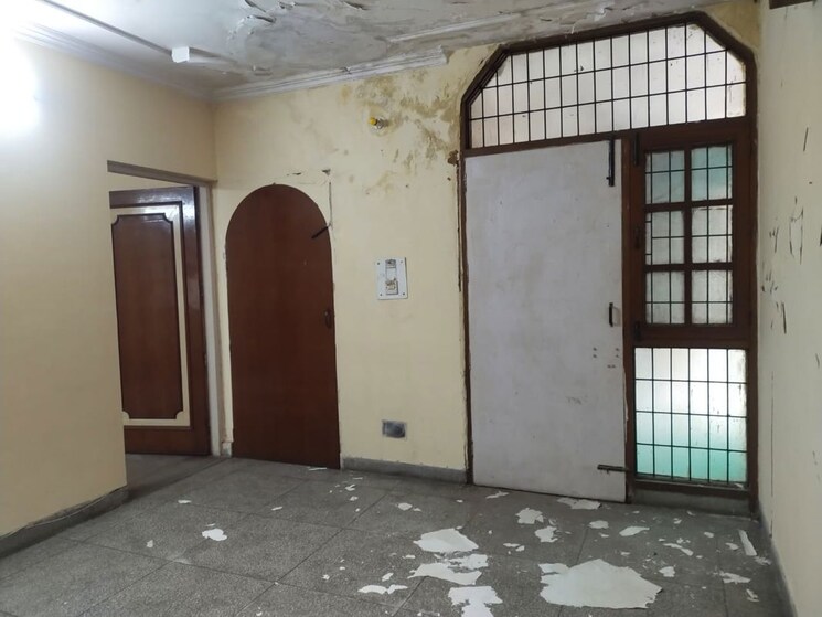 undefined, sarita vihar 3 Bedroom 1100 Sq.Ft. Apartment In Sarita Vihar Delhi 9921413