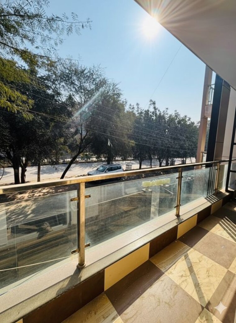 Balcony, sector 43 1 Bedroom 750 Sq.Ft. Builder Floor In Sector 43 Gurgaon 9921417