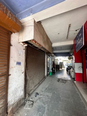  Shop – Exterior View View at Dilshad Garden - for Rent