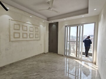 Parking in 3 BHK Builder Floor at Rajpur Khurd Extension – for Sale