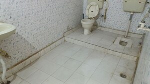Bathroom in 3 BHK Builder Floor at Vaishali Sector 5 – for Rent