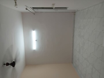 Room in 2 BHK Apartment at Sushant Golf City – for Rent