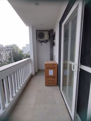 Balcony in 1 BHK Builder Floor at Sector 57 – for Rent