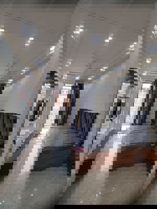 1 BHK Builder Floor For Rent in Sector 57