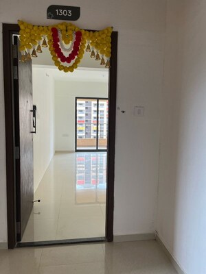 Room in 2 BHK Apartment at Shapoorji Pallonji Joyville Hadapsar Annexe, Hadapsar – for Sale