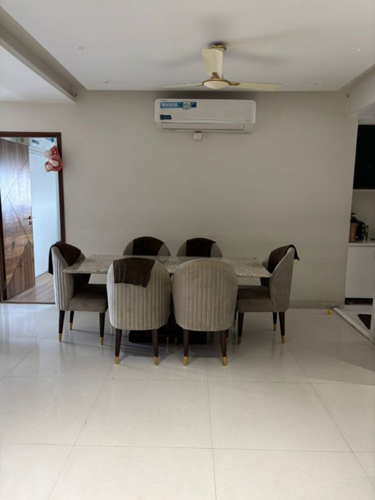 Master Bedroom, jayabheri-the-nirvana 3 Bedroom 2225 Sq.Ft. Apartment In Gopanpally Hyderabad 9921458