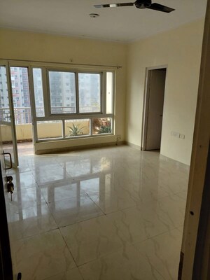 Room in 4 BHK Apartment at UPAVP Ganga Yamuna And Hindon Enclave, Pratap Vihar – for Rent