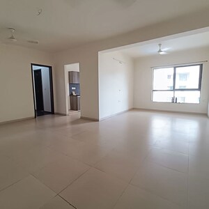 Room in 3 BHK Apartment at Karia Konark Krish Phase I, Mundhwa – for Sale